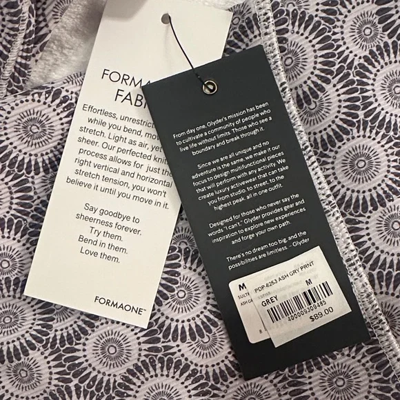 Glyder Women’s Gray Geometric Print Leggings, New with tags - Picture 5 of 5